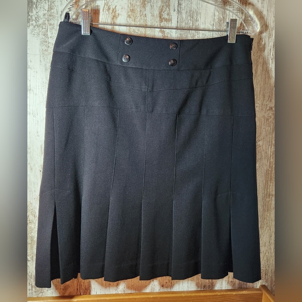 Atelier Black Pleated Midi Skirt with Double-Button Waistband Size 8